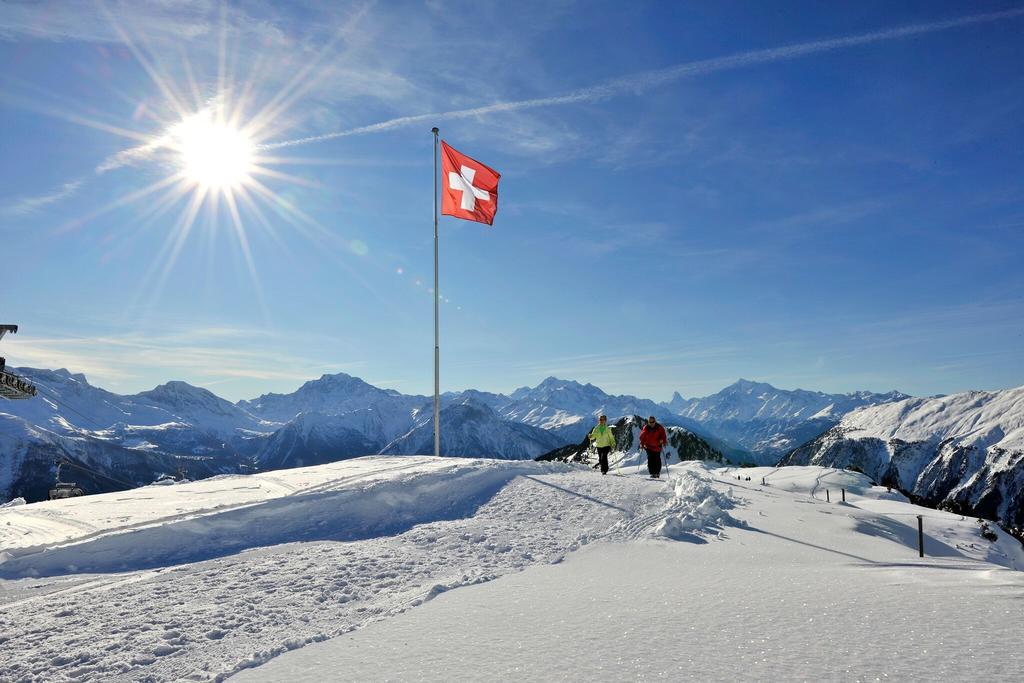Swiss Chalet-Style Hotel Walliser Spycher 리더알프 외부 사진